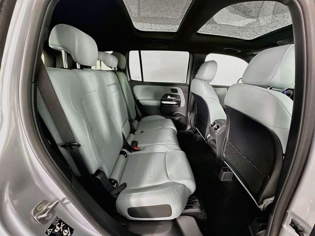 New 2026 Cirrus Silver Metallic Mercedes-Benz GLB 250 image 27