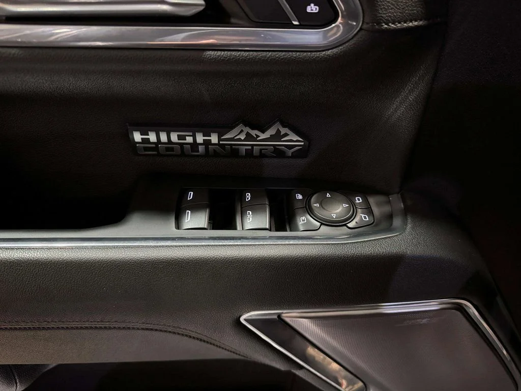 2023 Chevrolet Silverado 1500 High Country - Photo 18