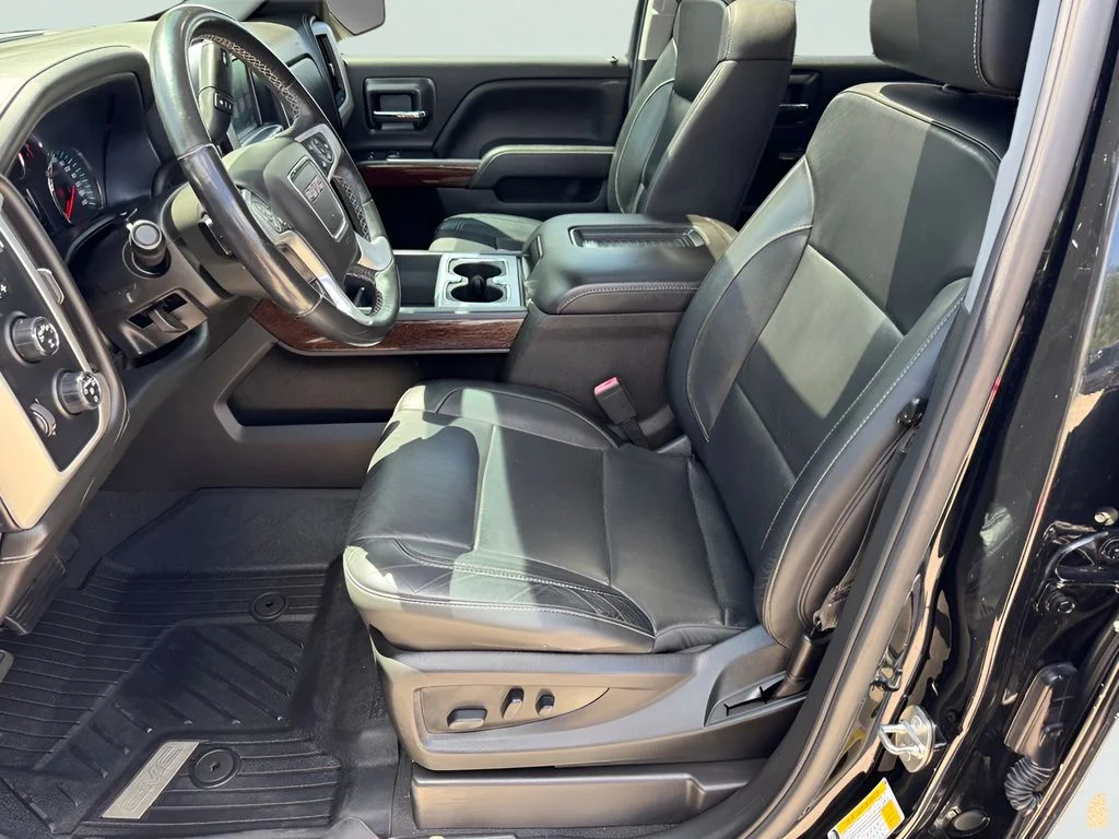 Used 2018 Black GMC SLT image 11