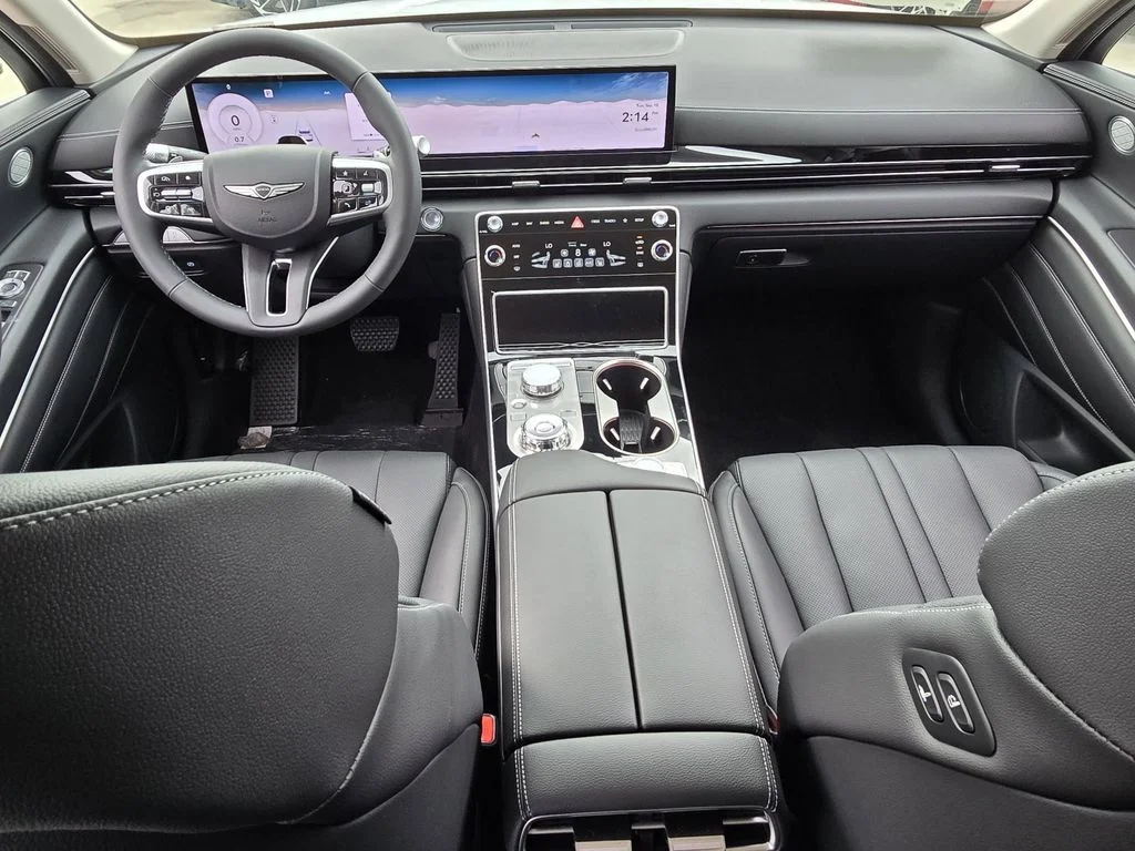 New 2026 White Genesis 2.5T image 21