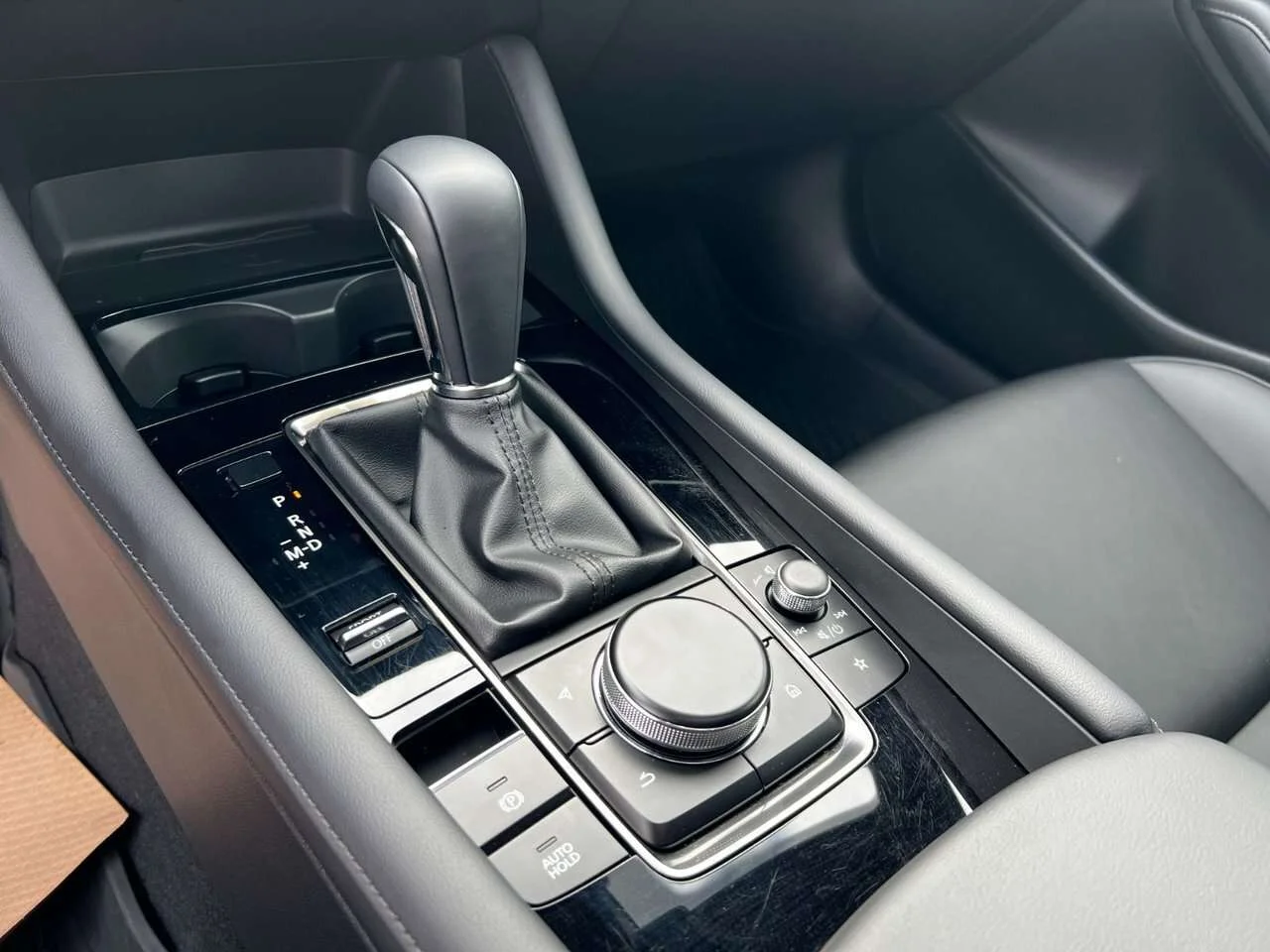 Used 2025  Mazda GS image 19