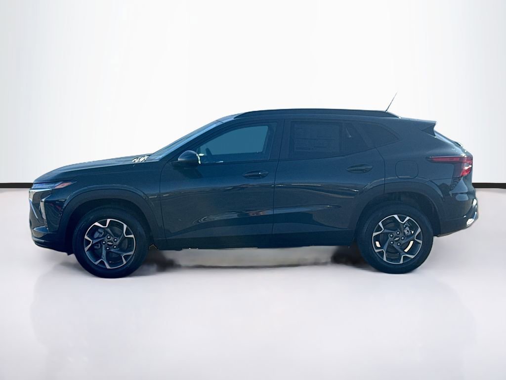2026 Chevrolet Trax LT - Photo 4