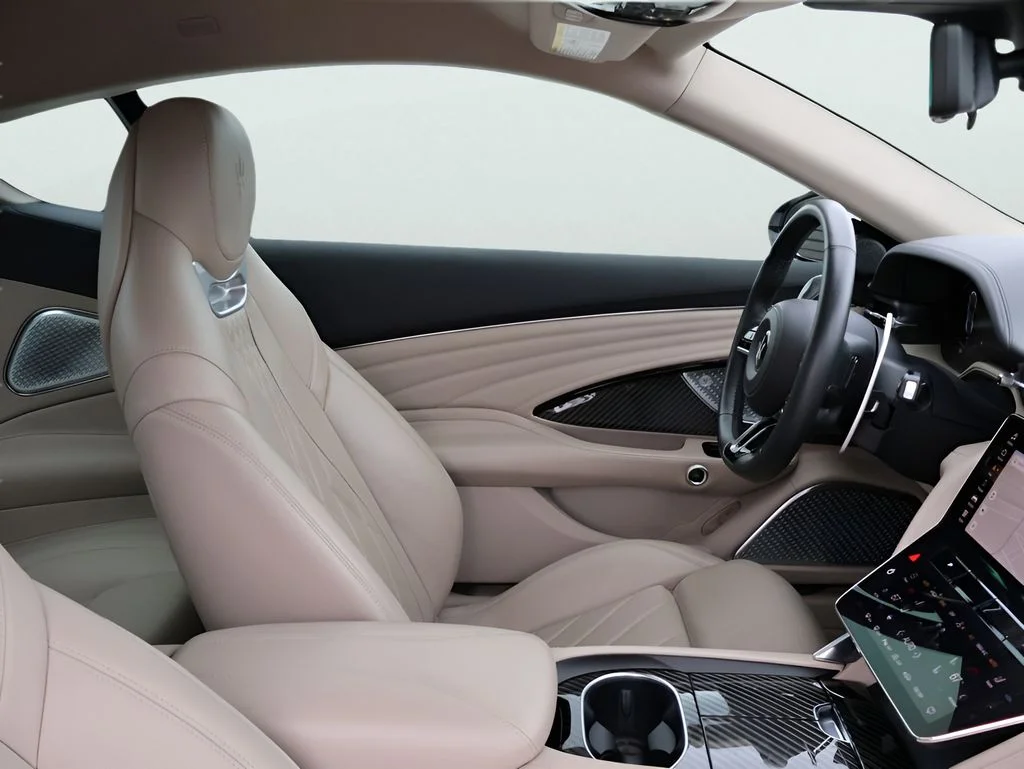 Used 2024 Bianco Solid Maserati Modena image 10