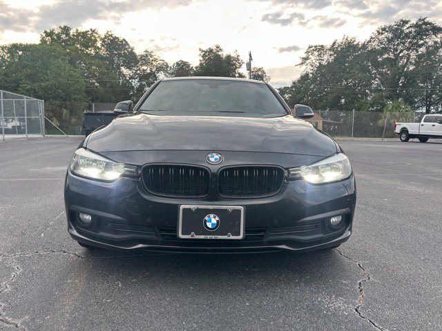 Used 2017 Black BMW 320i xDrive image 7
