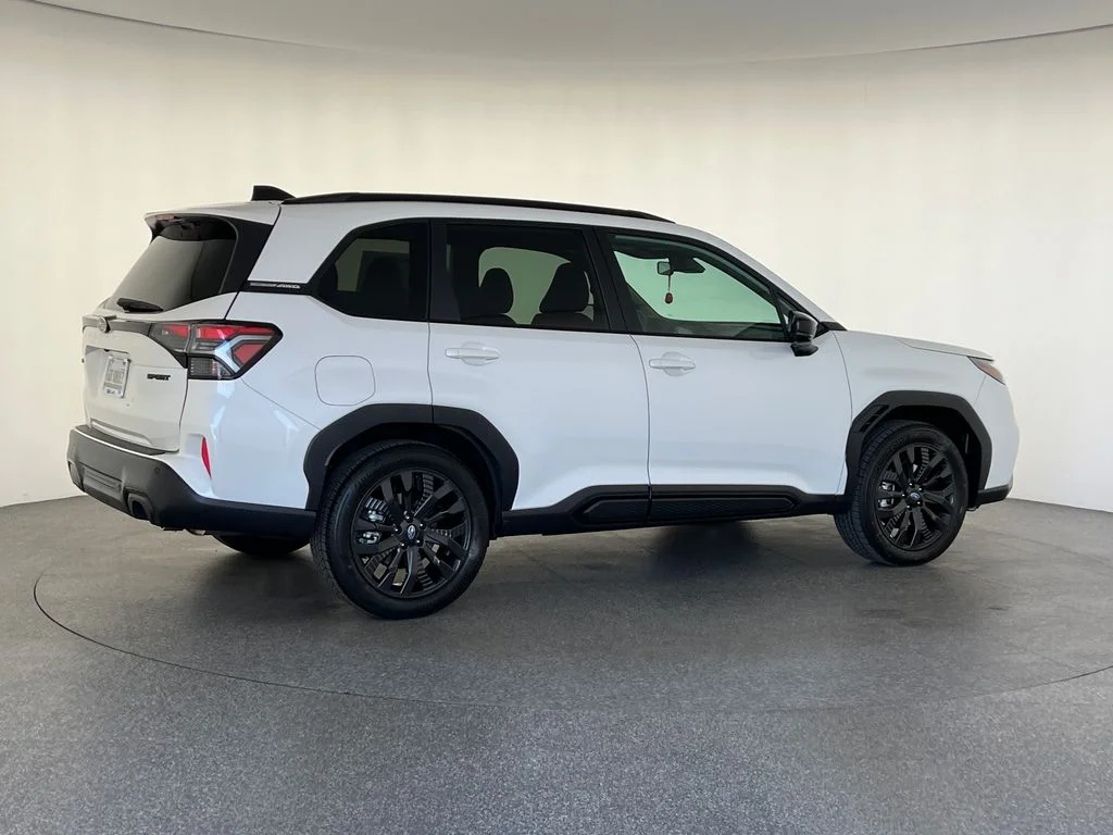 New 2026 CRYSTAL WHITE PEARL Subaru Sport Onyx Edition image 4