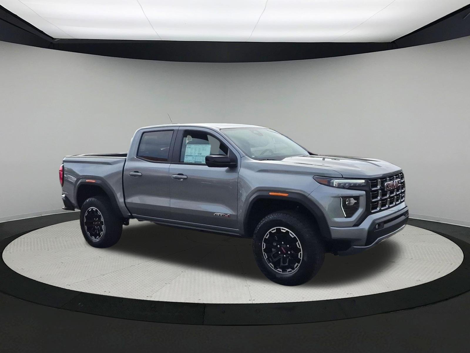 2026 GMC Canyon AT4 - Photo 6