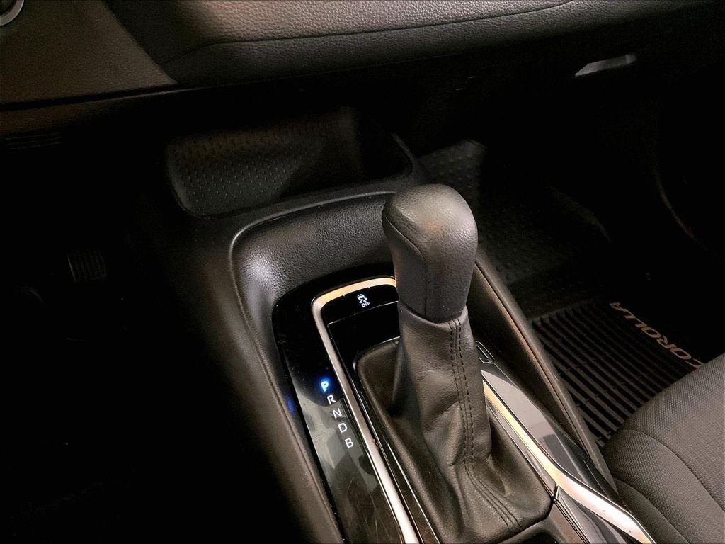 Used 2020 Silver Toyota LE image 36