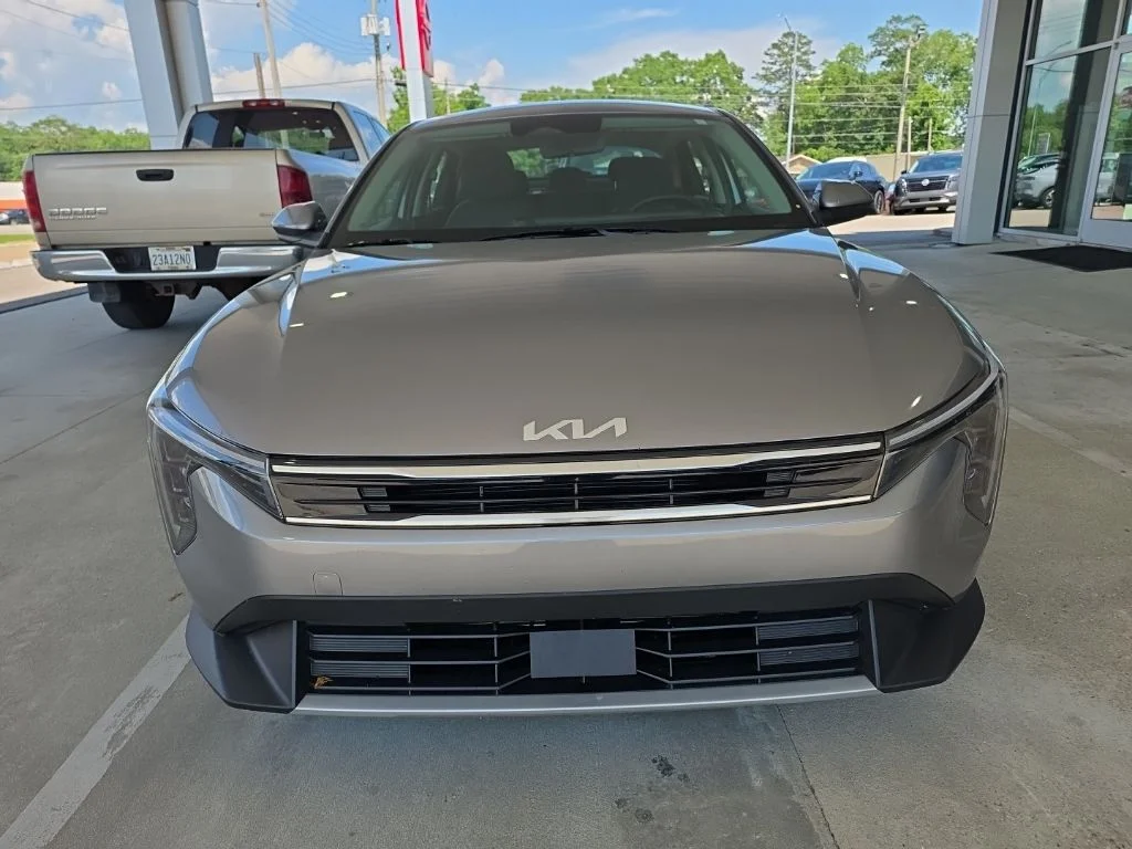 Used 2025 Gray Kia EX image 7
