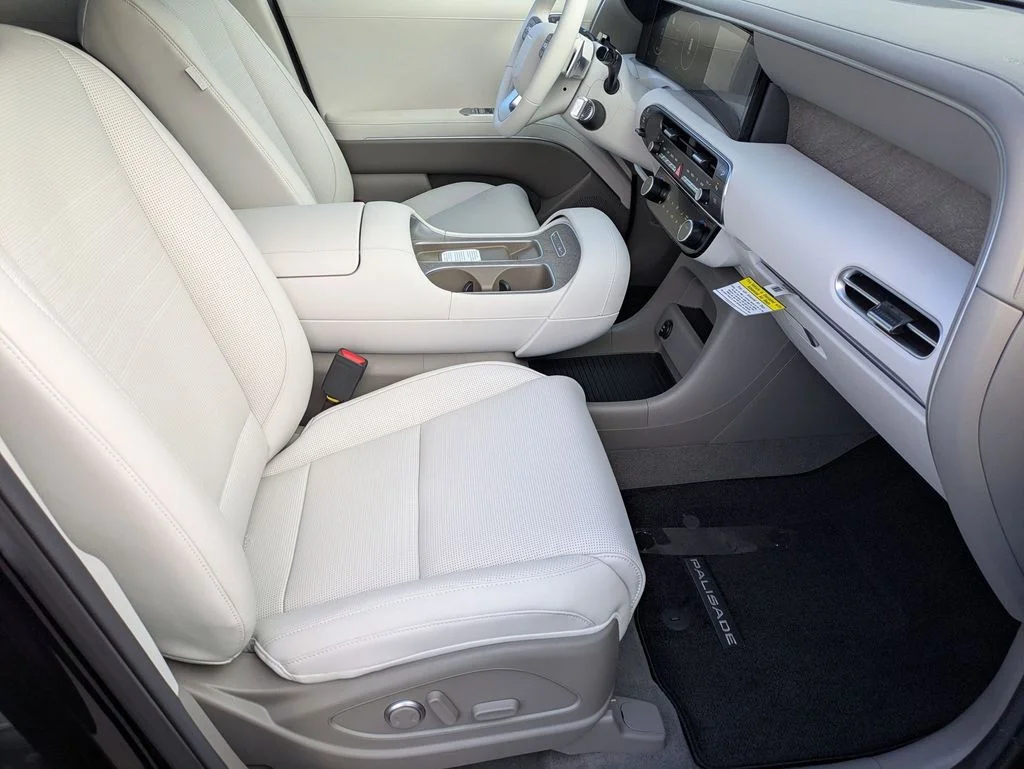 New 2026 Black Hyundai Limited image 23