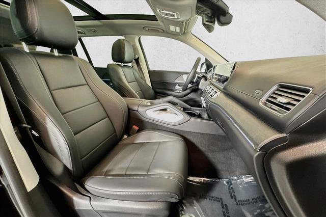 New 2026 Obsidian Black Metallic Mercedes-Benz GLS 450 image 57
