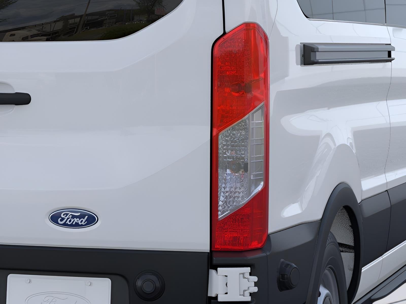 New 2026 Oxford White Ford Passenger Van XL image 21