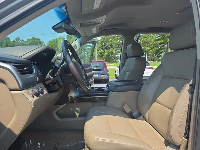 Used 2018 Gray Chevrolet LT image 17