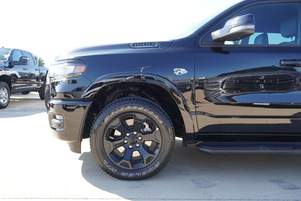 New 2026 Diamond Black Crystal Pearlcoat RAM Big Horn/Lone Star image 5