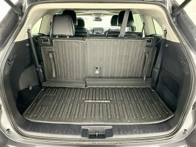 Certified Used 2022 Gray Toyota XLE image 26