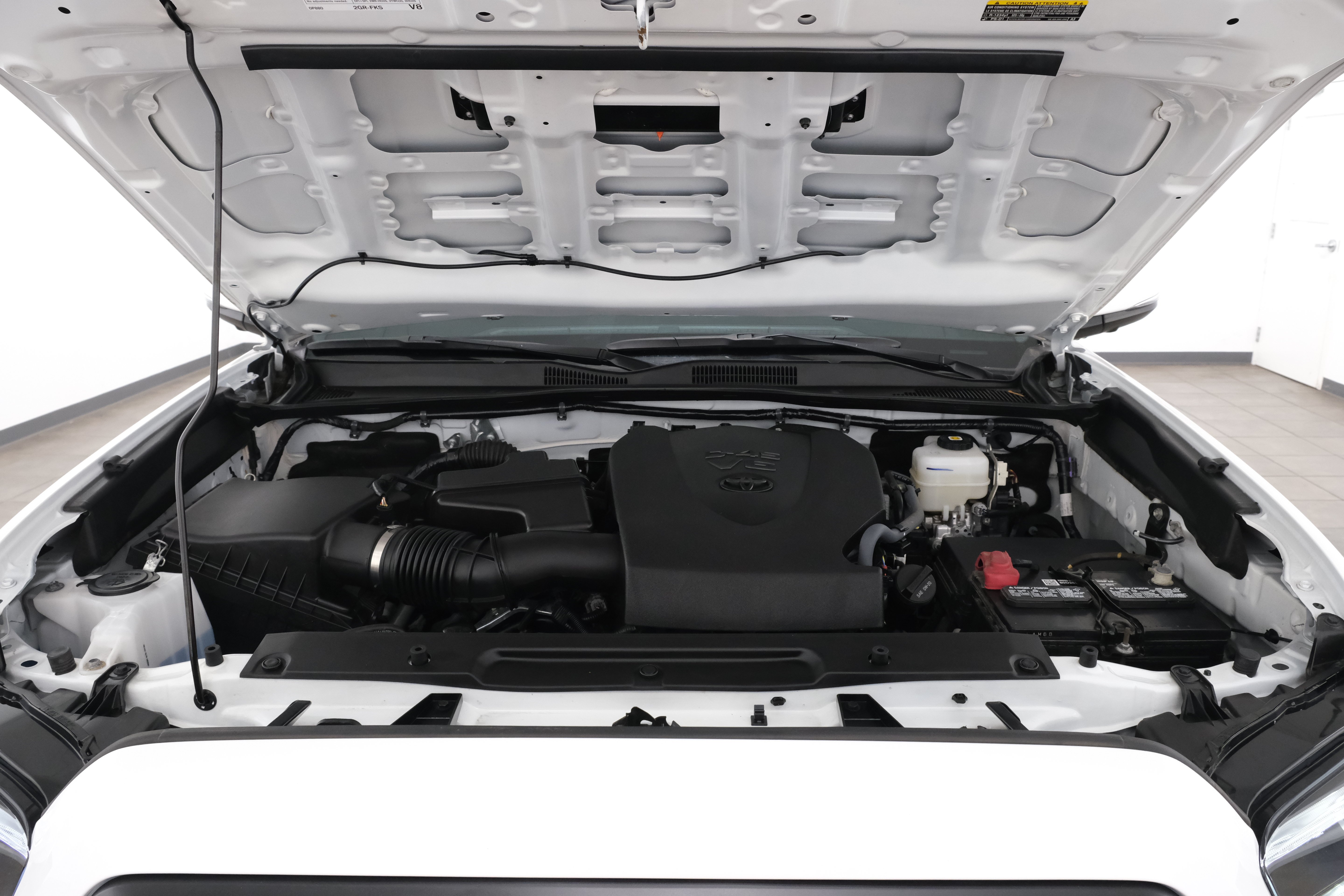 Used 2023 Ice Cap Toyota TRD Pro 4D Double Cab image 43
