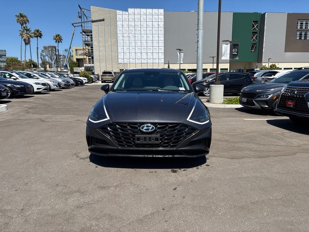 Used 2020 Gray Hyundai SEL image 3