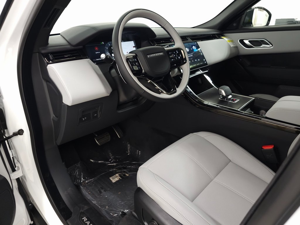 2026 LAND ROVER RANGE ROVER VELAR - Image 16