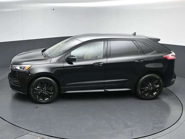 2024 Ford Edge SE - Photo 47