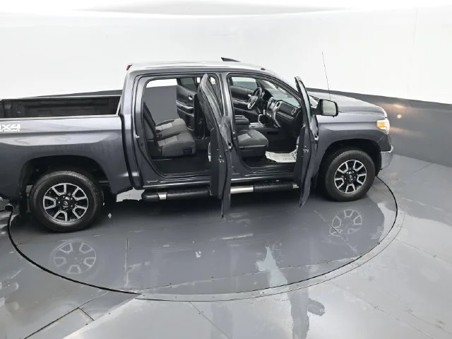 Used 2017 Magnetic Gray Metallic Toyota SR5 image 25