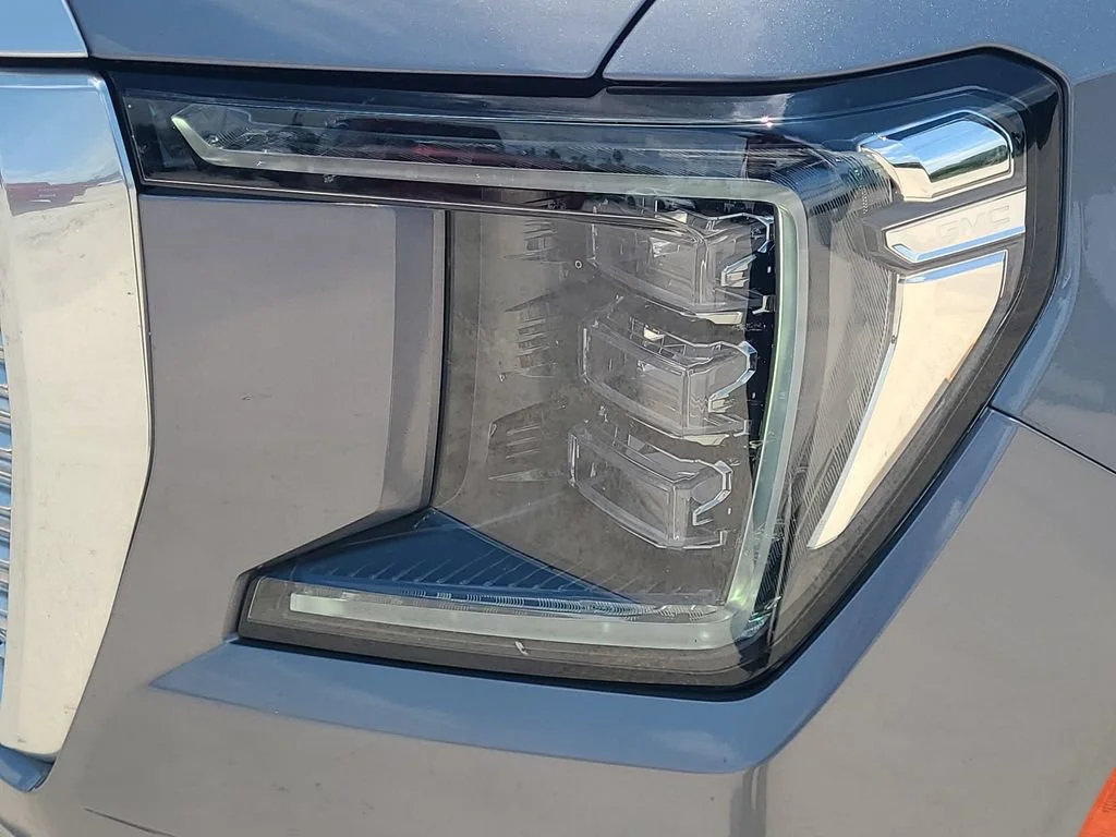 Used 2021 SATIN STEEL METALLIC GMC Denali image 24