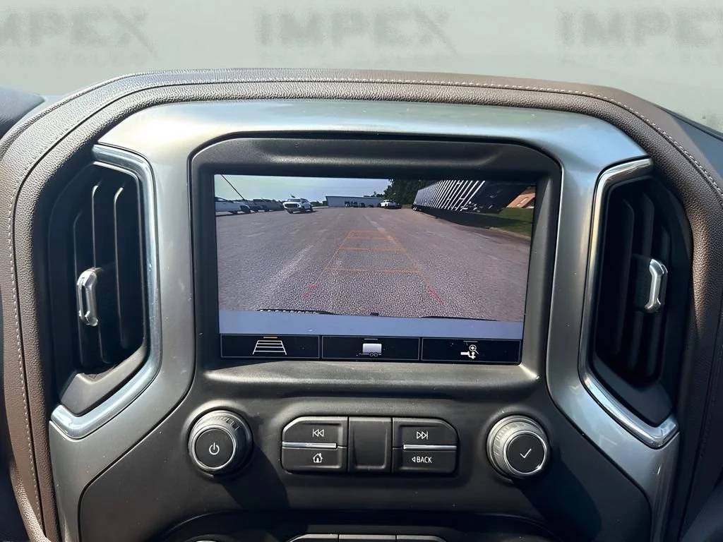 Used 2020 SUMMIT WHITE Chevrolet LTZ image 20