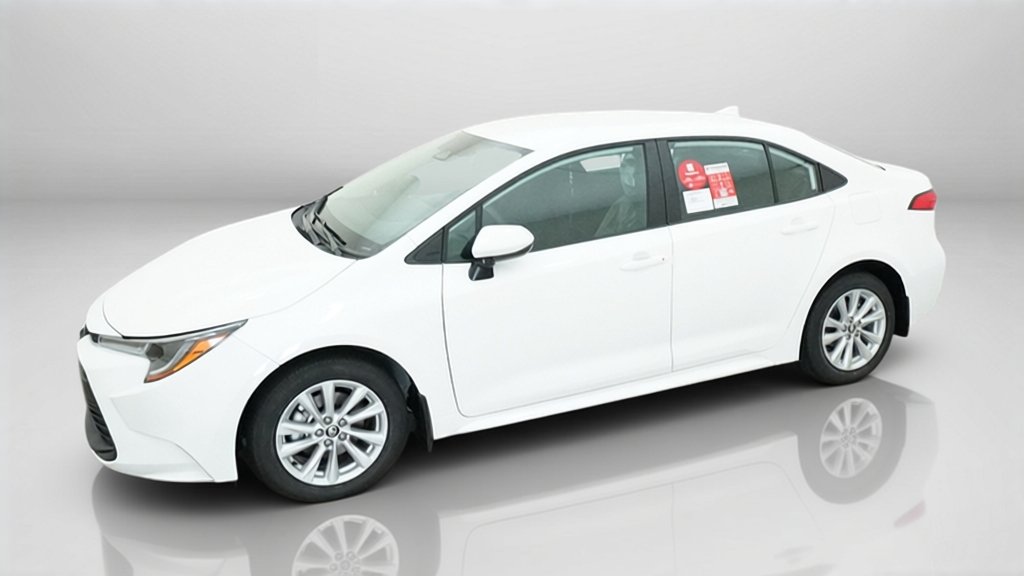 New 2027 Ice Cap Toyota LE image 33