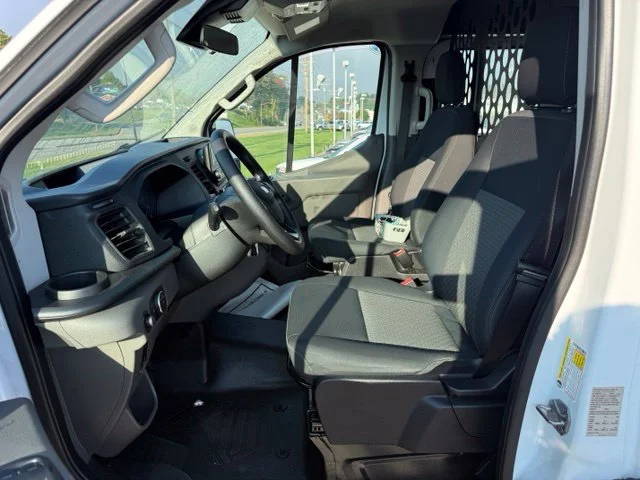 Used 2025 White Ford Base image 13