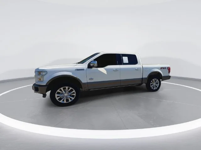 Used 2016  Ford King Ranch image 5