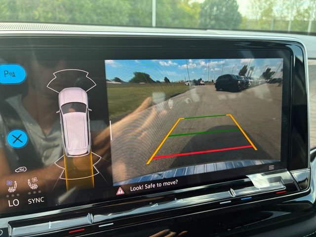 New 2026 Pure Gray Volkswagen SE w/Technology image 25