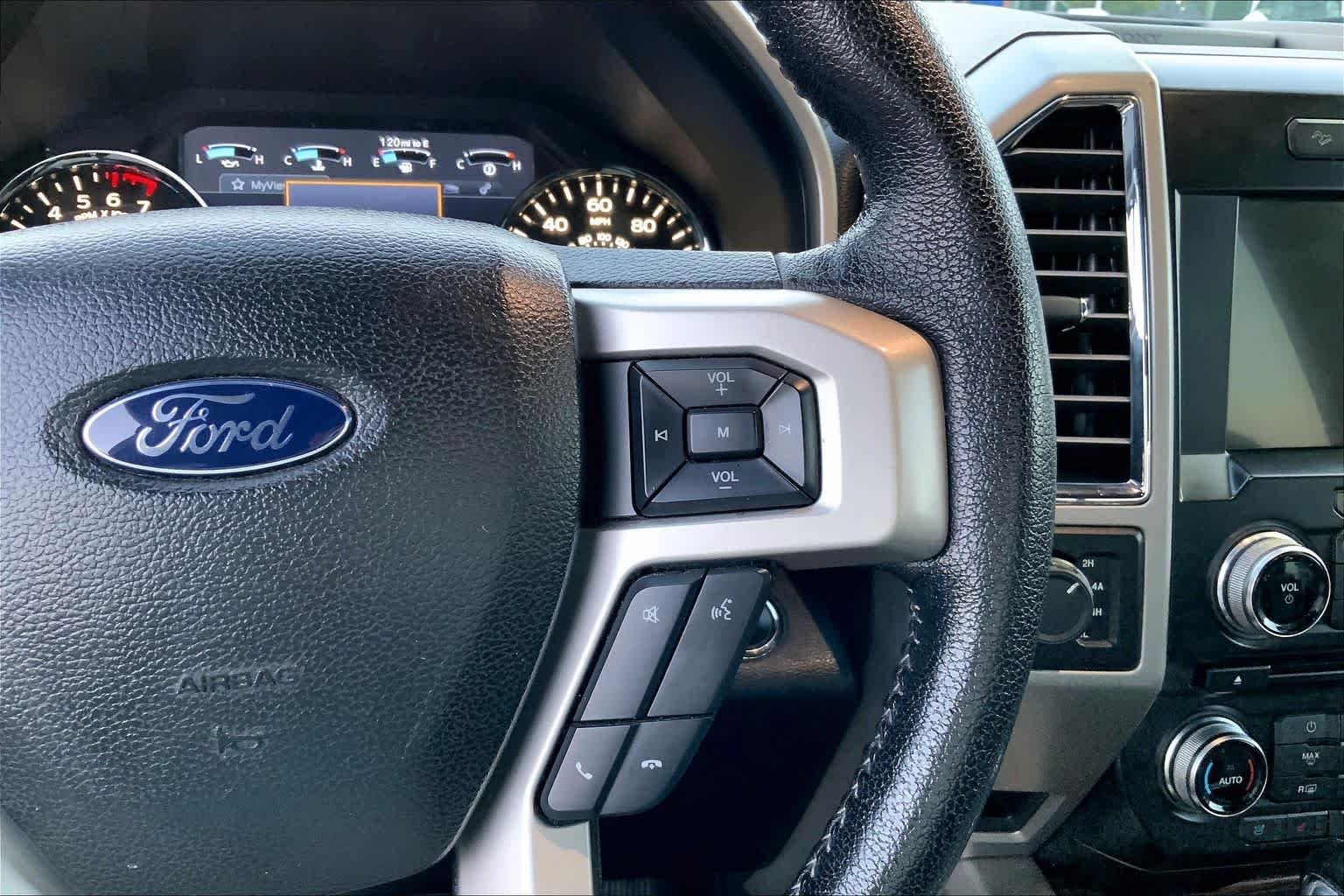 Used 2016 Green Gem Metallic Ford Lariat image 21