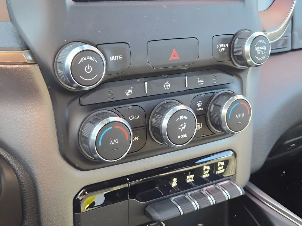 Used 2020  Ram Rebel image 24