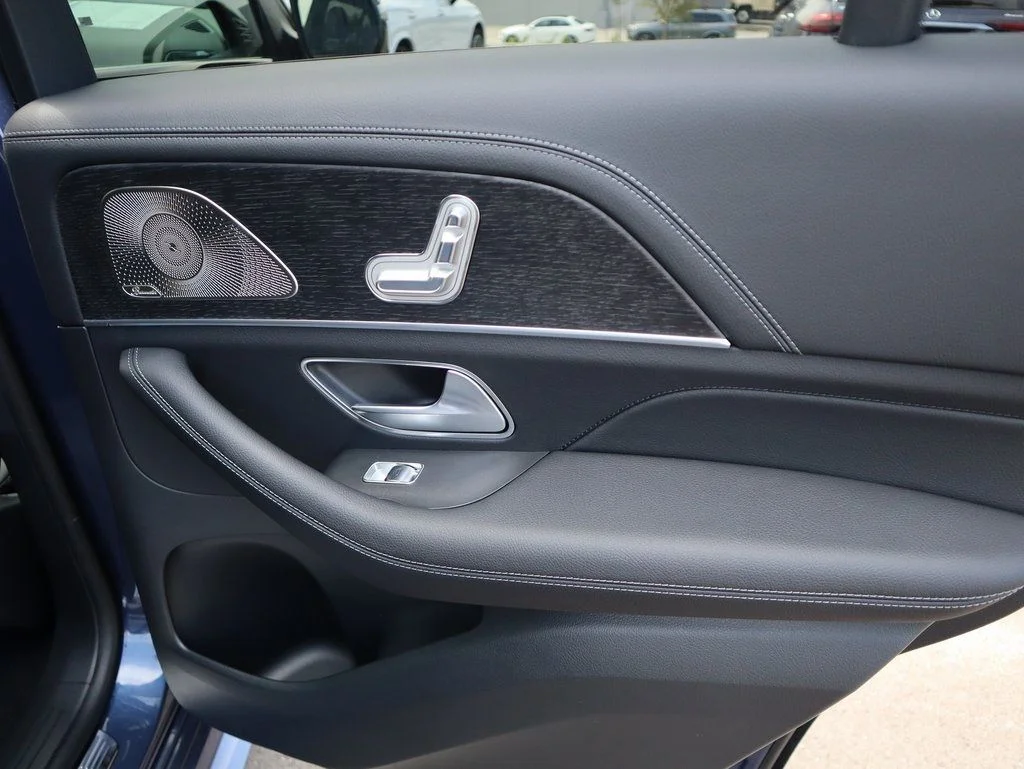 New 2026 Twilight Blue Metallic Mercedes-Benz GLE 450 image 13