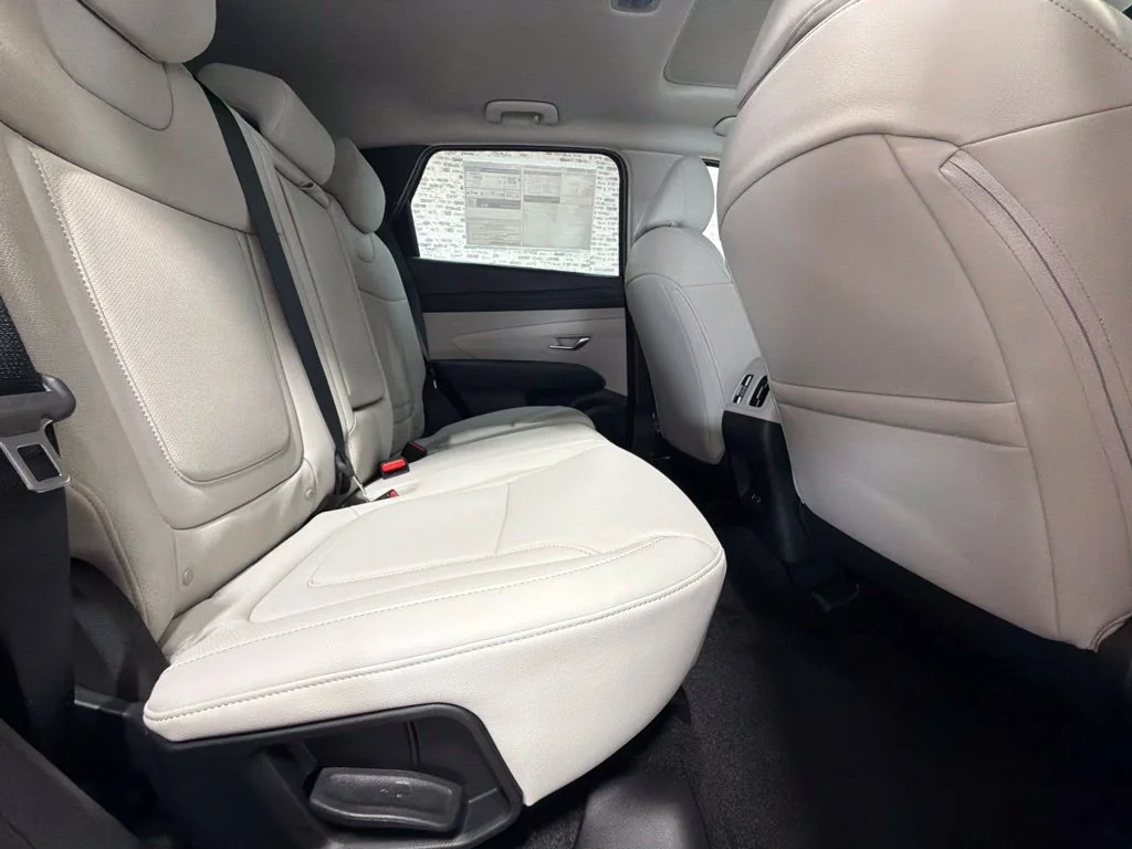 New 2026 Phantom Black Hyundai SEL Premium image 13