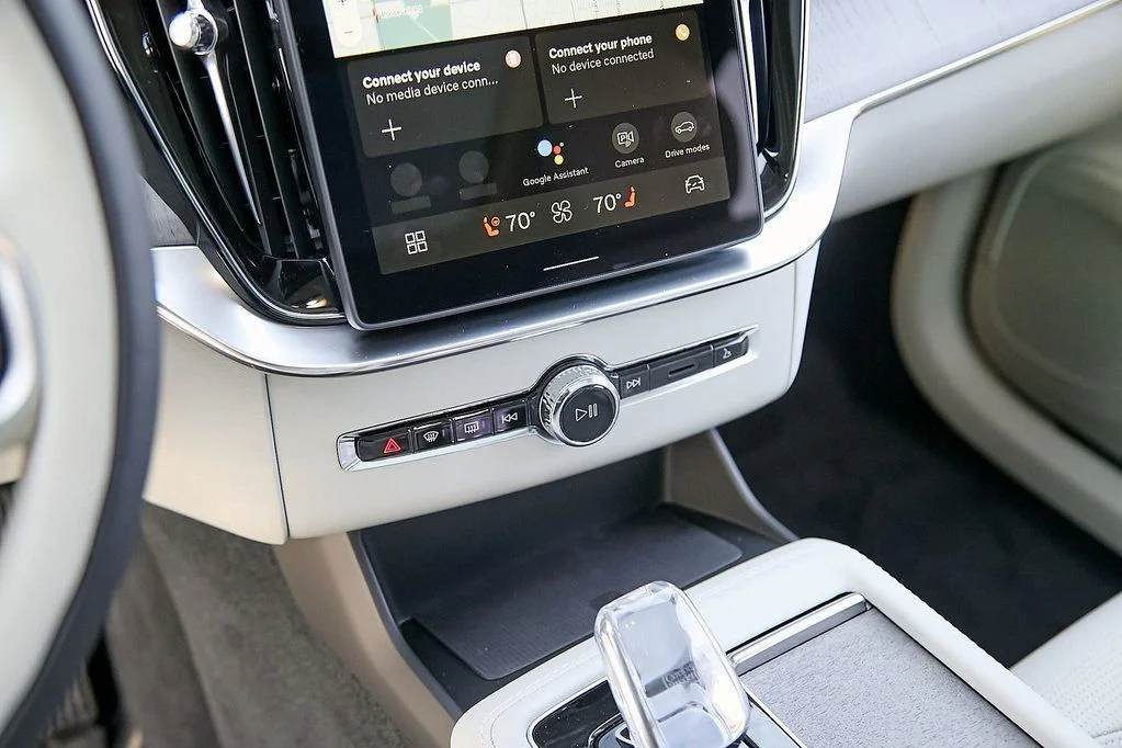 New 2026 Denim Blue Volvo Ultra image 17