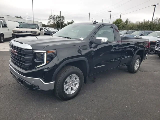 Used 2025 Onyx Black GMC Pro image 2