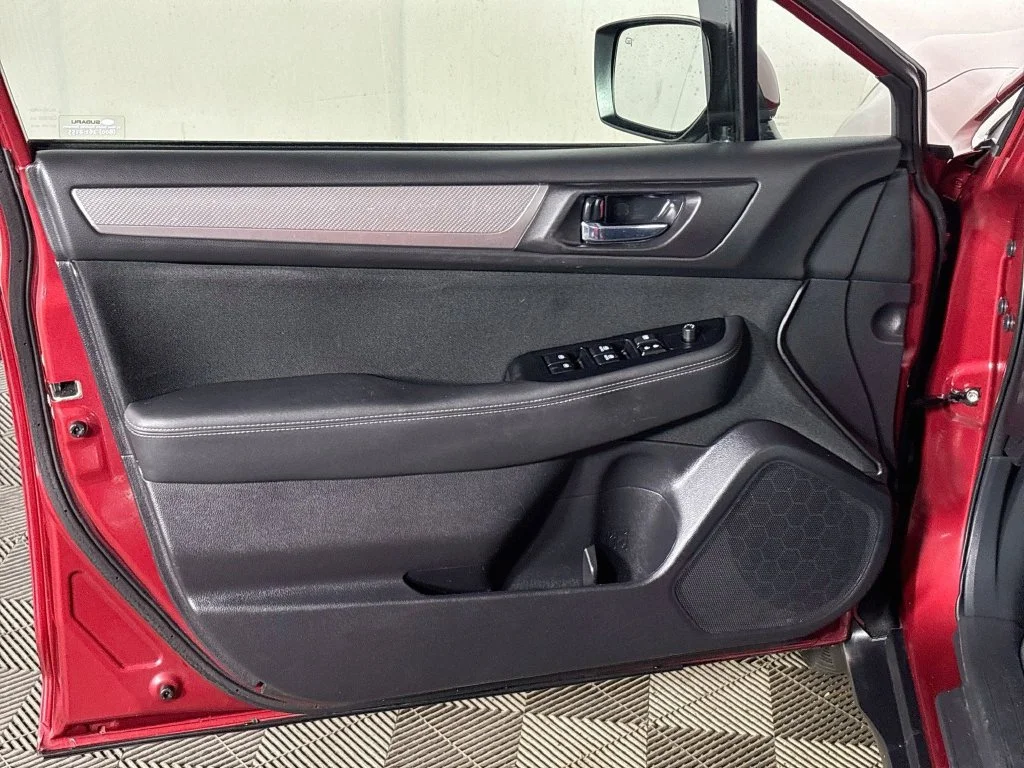 Used 2017 Red Subaru 2.5i Premium image 10