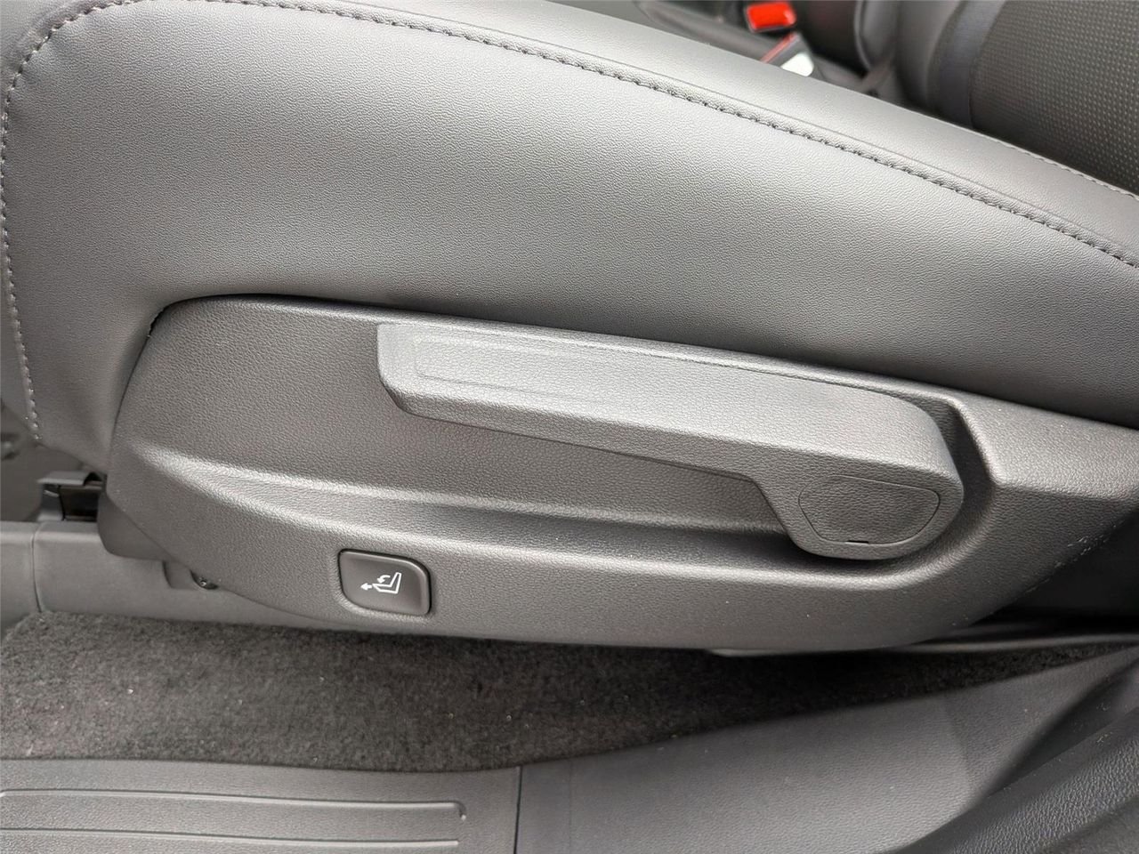 2026 Hyundai Santa Fe SEL - Photo 26