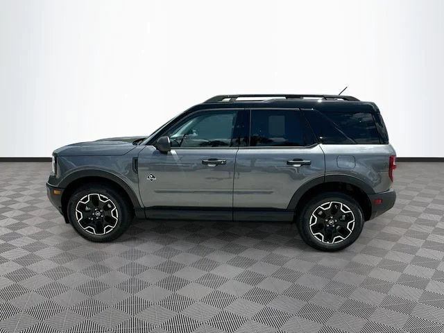 New 2026 Gray Metallic Ford Outer Banks image 3