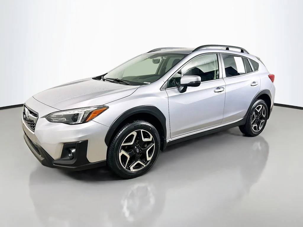 Used 2019 Ice Silver Metallic Subaru Limited image 3