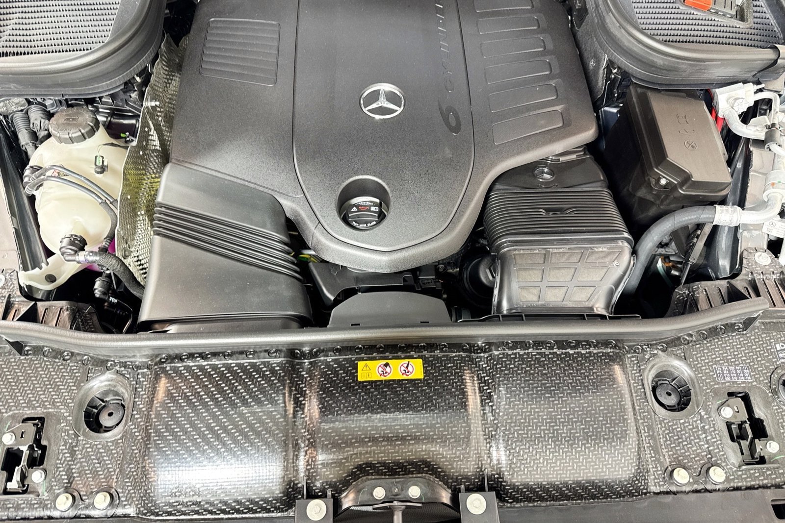 New 2026 Selenite Grey Metallic Mercedes-Benz GLS 450 image 29