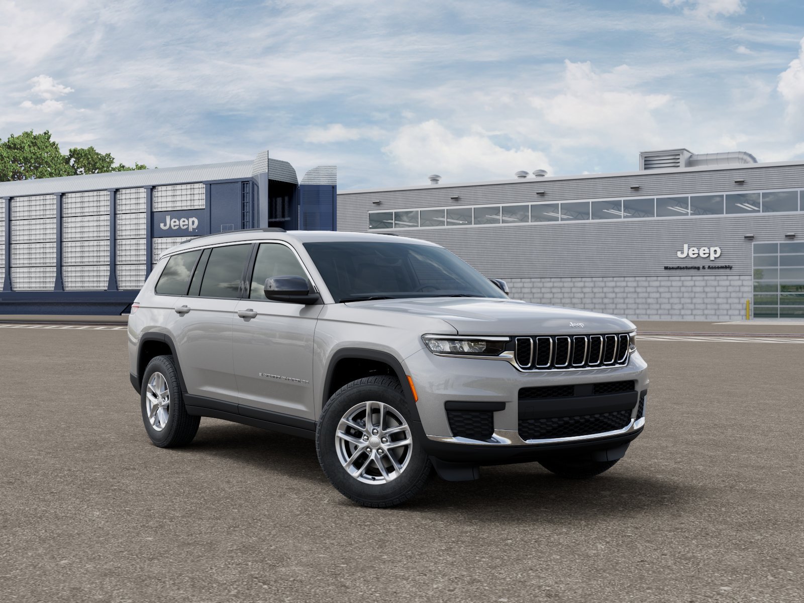 New 2026 Silver Zynith Exterior Paint Jeep Laredo image 3