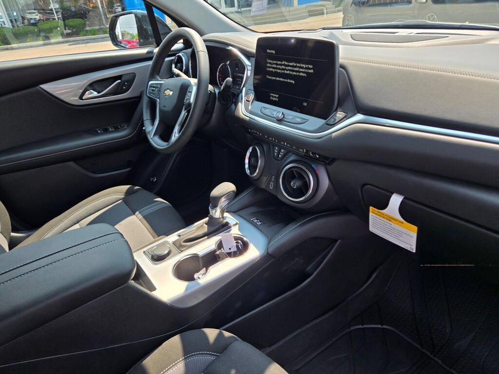 New 2026 Black Chevrolet 2LT image 5