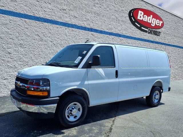 2025 Chevrolet Express Cargo