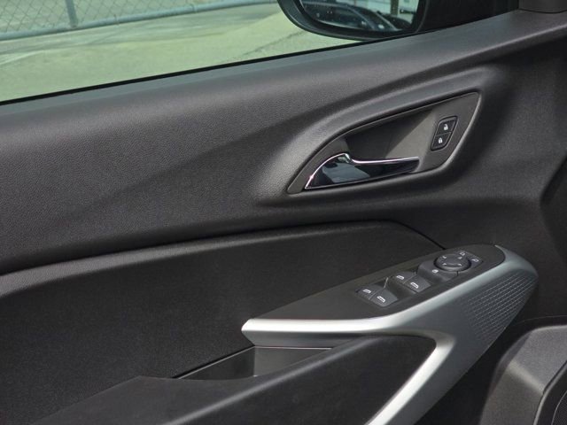 2026 Chevrolet Trax LS - Photo 18