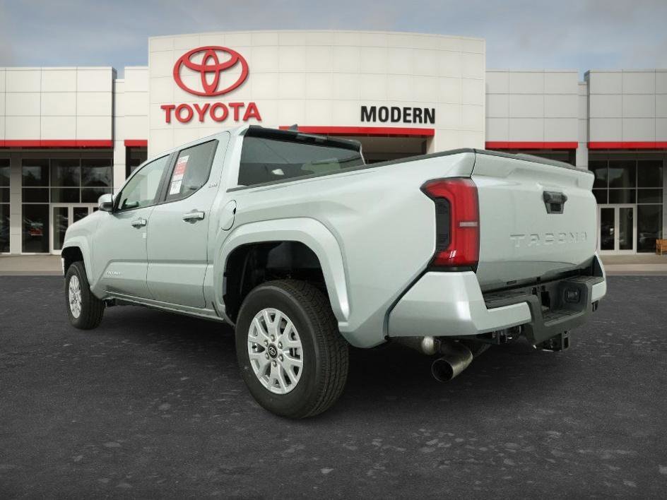 New 2026 Celestial Silver M Toyota SR5 image 3