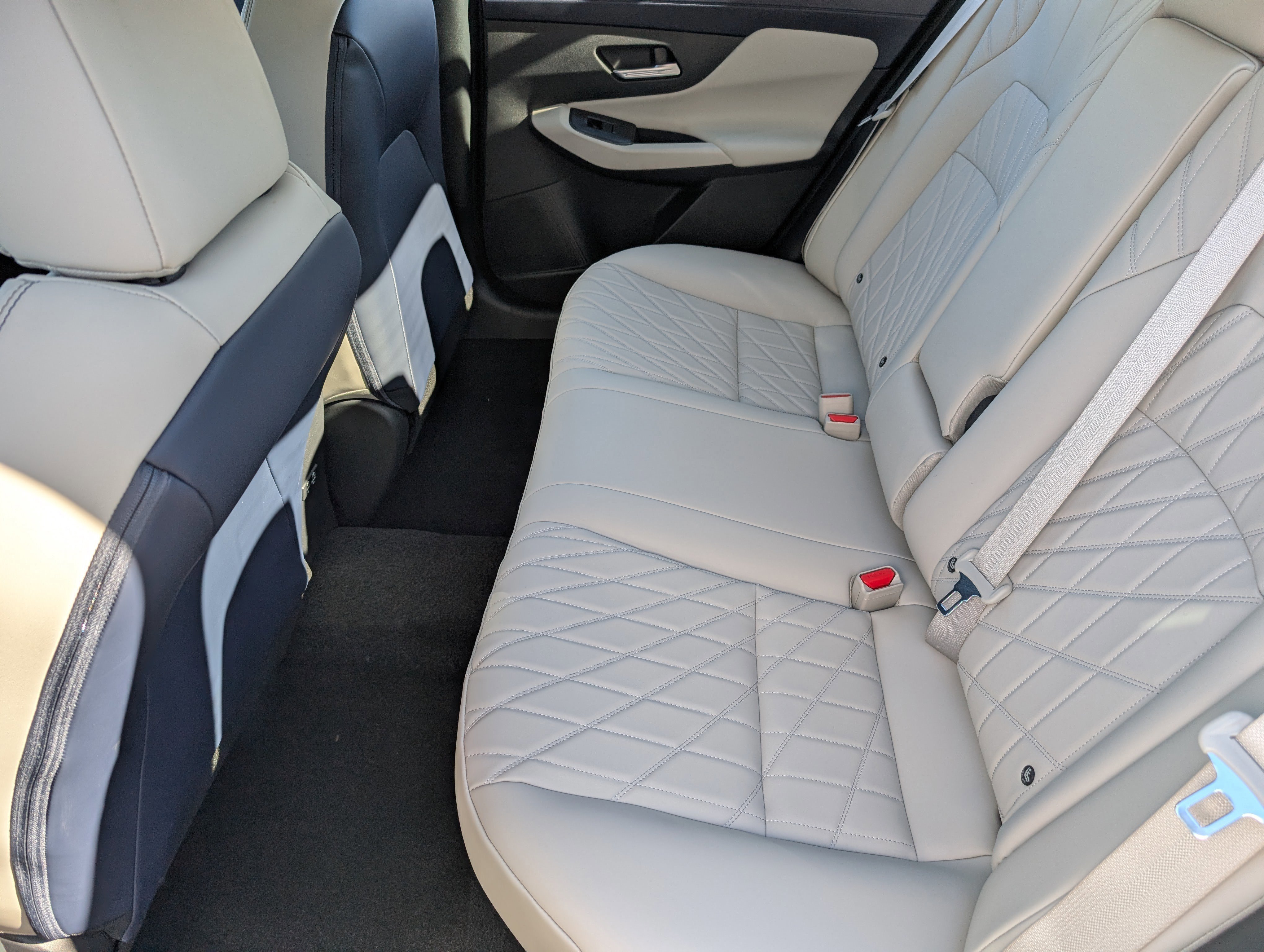 2026 Nissan Sentra SL - Photo 23