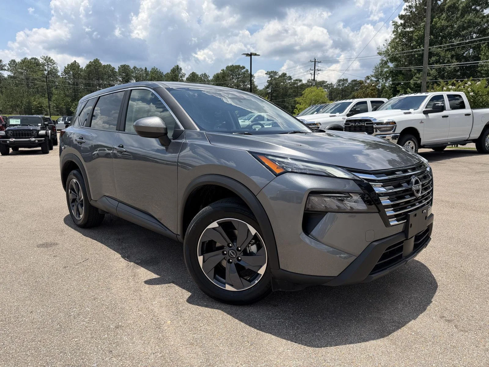 Used 2025 Gun Metallic Nissan SV image 3