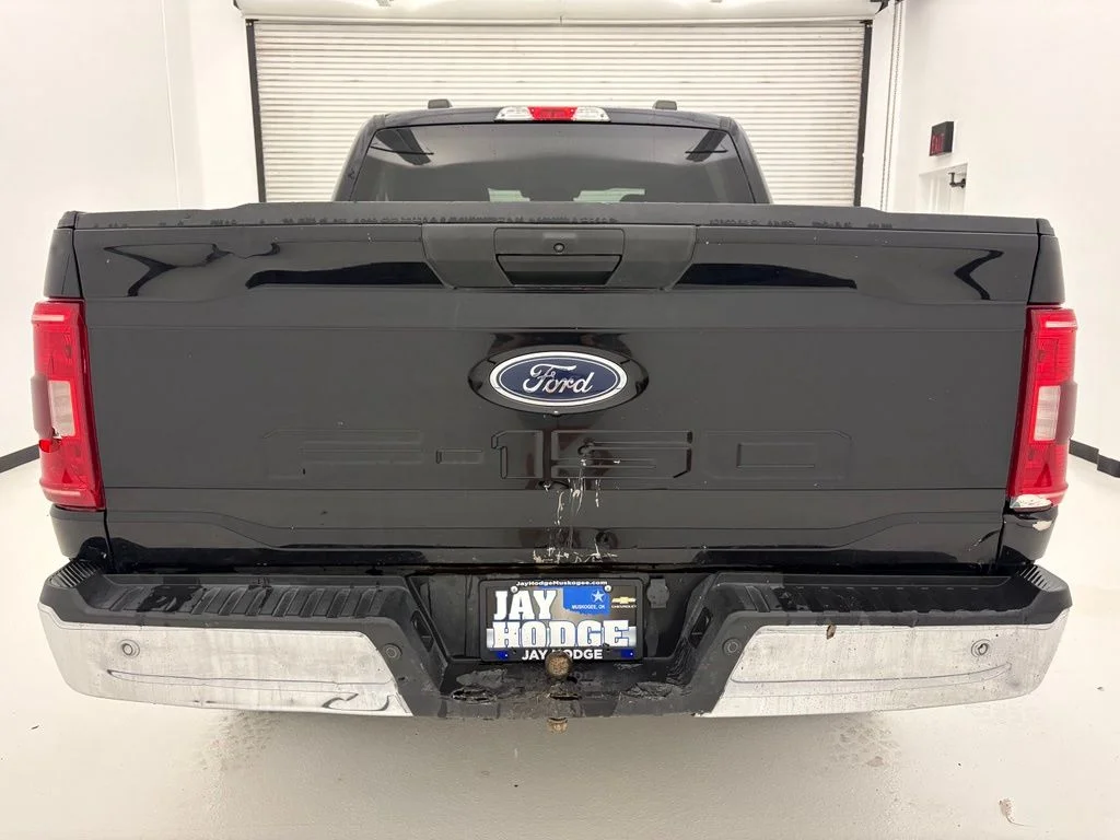 Used 2021 Black Ford XLT image 18