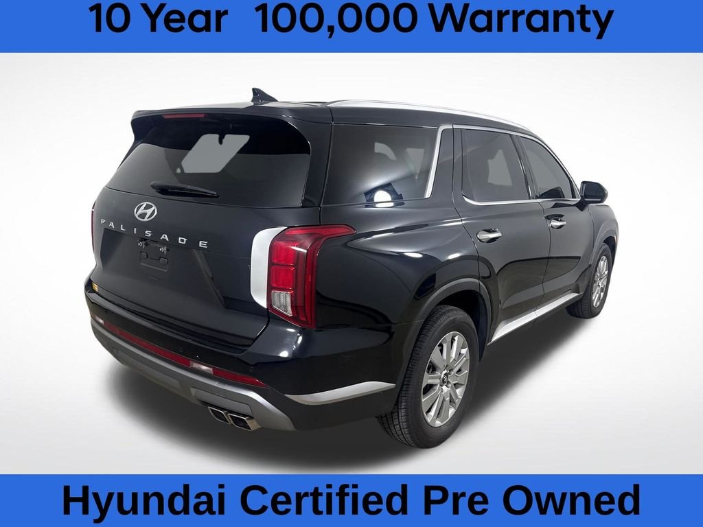 Certified Used 2025 Black Hyundai SEL image 3