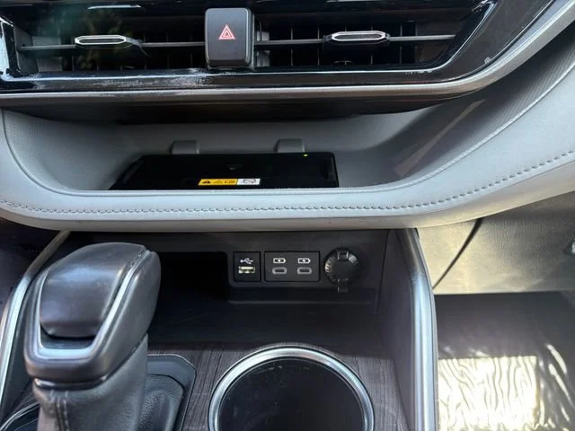 2024 Toyota Highlander Limited - Photo 28